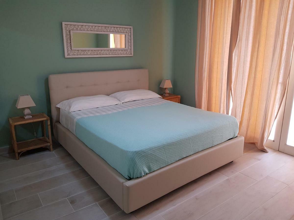 Villa Ada Casa Vacanze Torre Specchia Ruggeri Exteriör bild